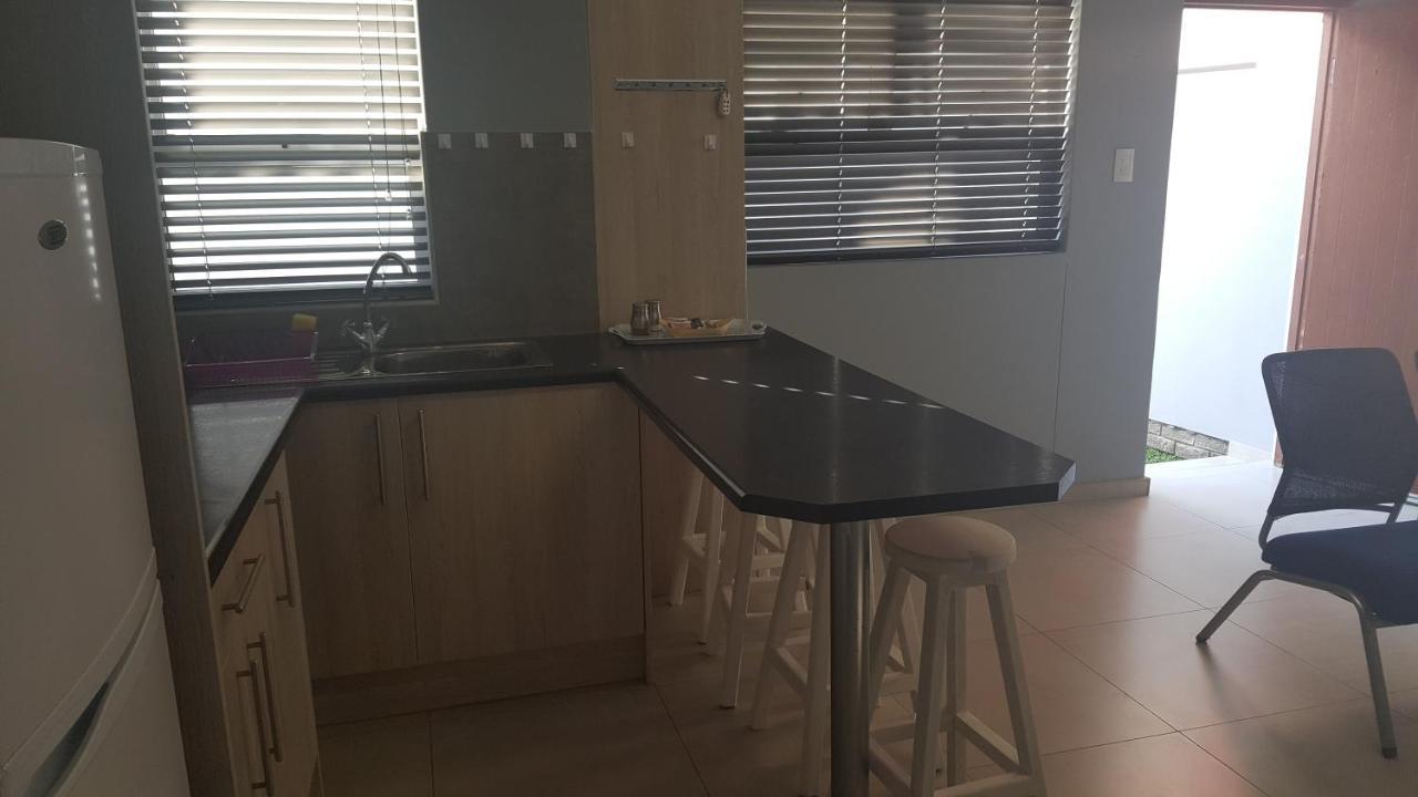 Bella Luna Bed And Breakfast Walvis Bay Exterior foto